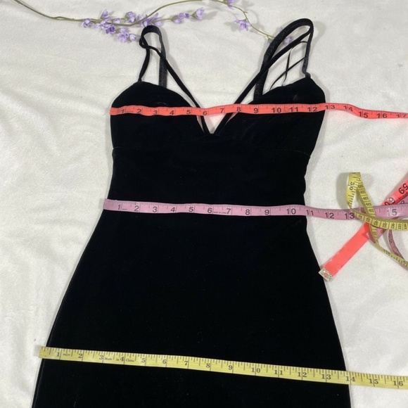 NWT Cosmopolitan x Dress the‎ Population [ XS ] Vickie Strappy Velvet Dress - Picture 11 of 12